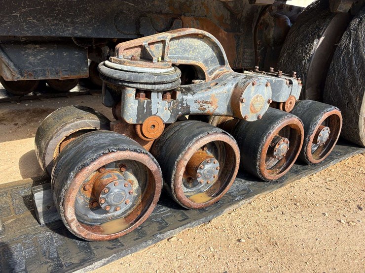 caterpillar-ch75c-image-21