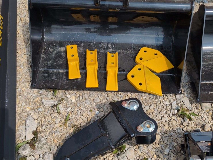 mini-excavator-attachment-kit-image-5