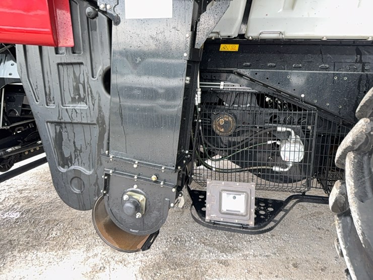 2022-case-ih-8250-image-42