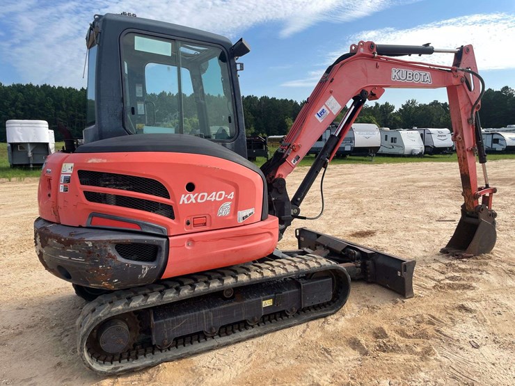 2014-kubota-kx040-4-image-4
