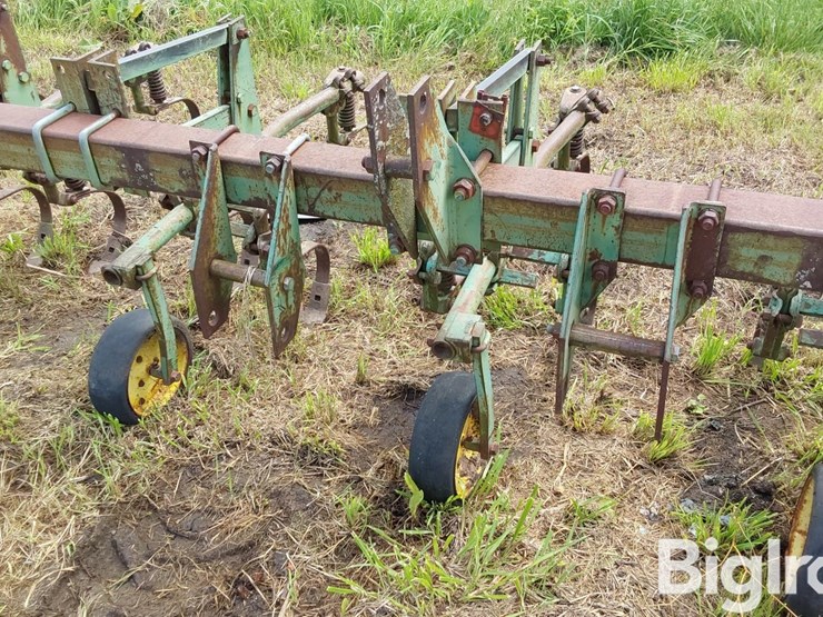 john-deere-6r30"-crop-cultivator-image-10
