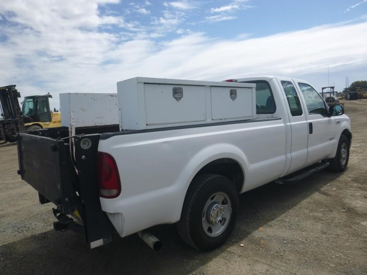 2006-ford-f250-image-3