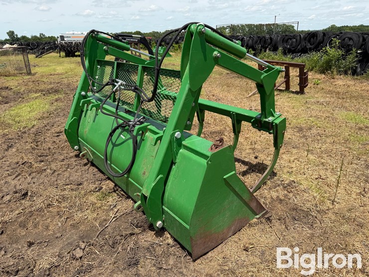 john-deere-8-image-5