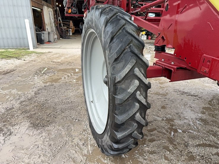 hardi-4000-navigator-sprayer-image-24