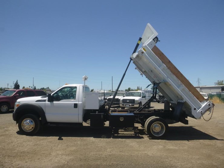 2011-ford-f550-image-7