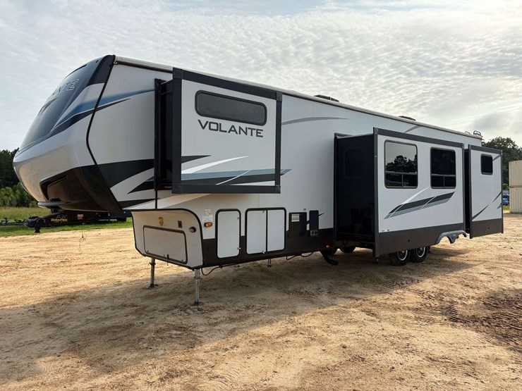 2021-keystone-volante-40'-5th-wheel-travel-trailer-image-1