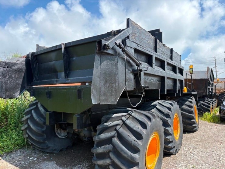 1995-float-off-road-truck-image-2