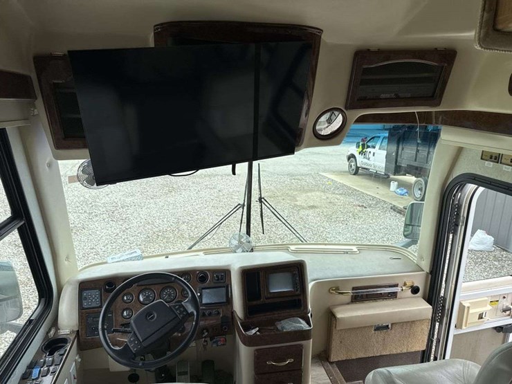 2004-alfa-leisure-see-ya-class-a-motorhome-image-22