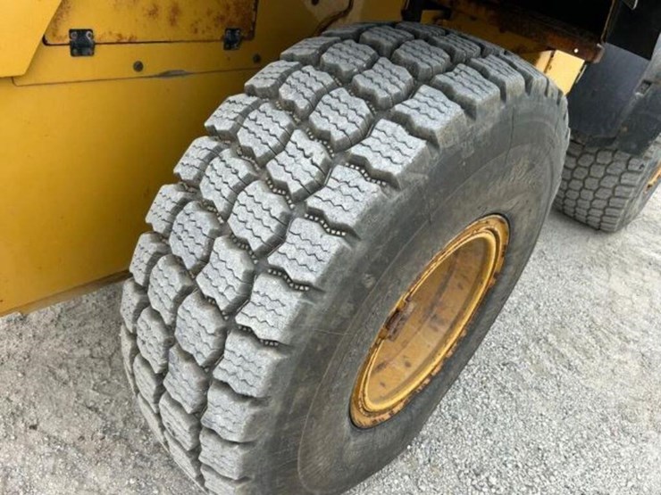 2016-caterpillar-938k-image-79