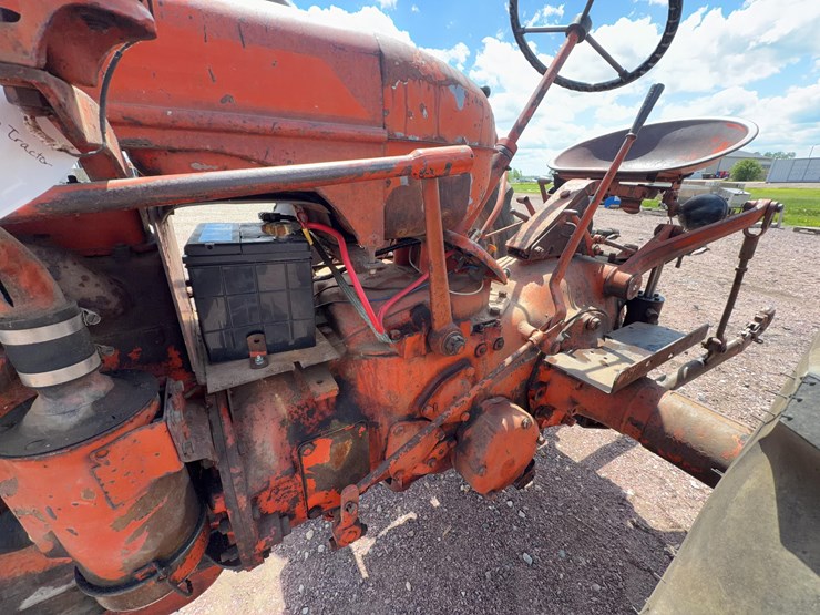 1952-case-sc-tractor-image-16