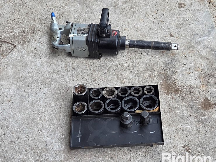 1"-air-impact-&-sockets-image-4