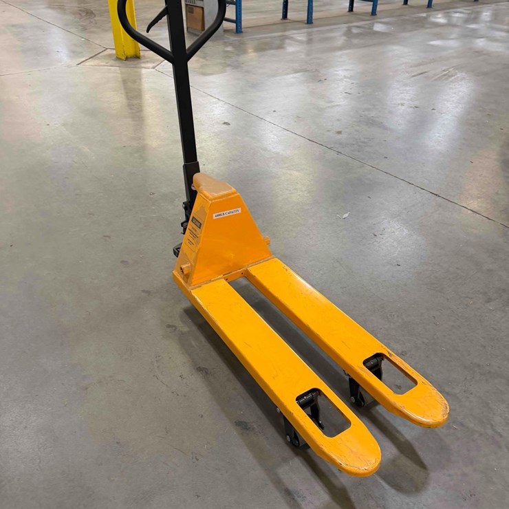Manual Pallet Jack