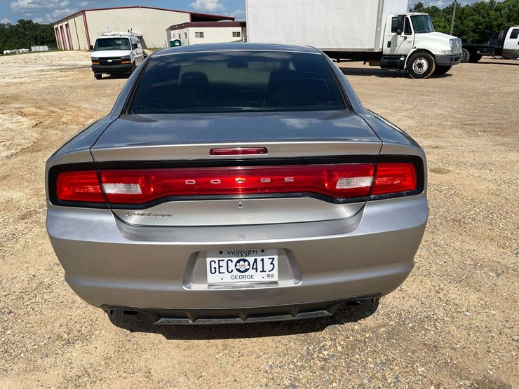 2014-dodge-charger-4-door-police-cruiser-(191,077-miles)-image-6