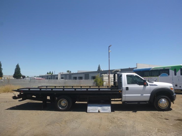 2011-ford-f550-image-7