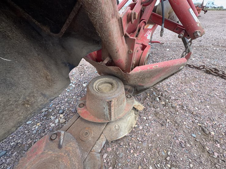 gehl-dm165-disk-mower-image-15