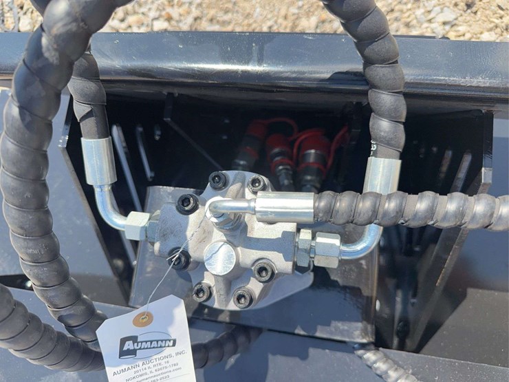43”-hydraulic-mini-skid-steer-cutter-image-6