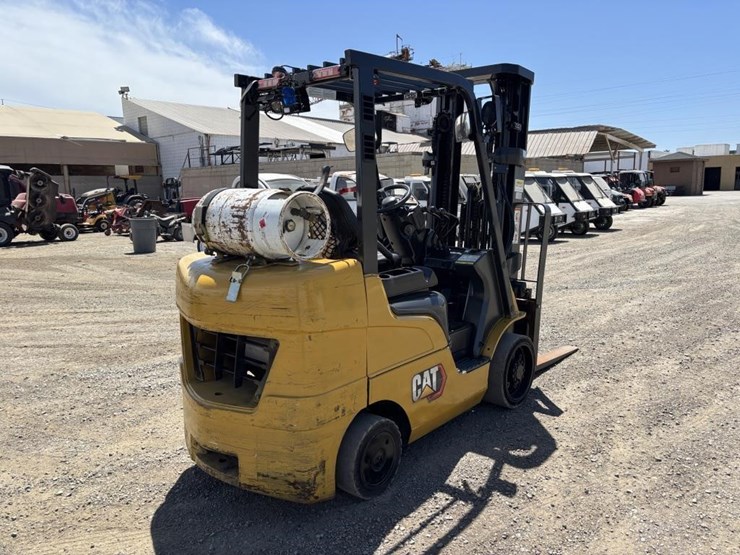 2020-caterpillar-2c6000-image-3