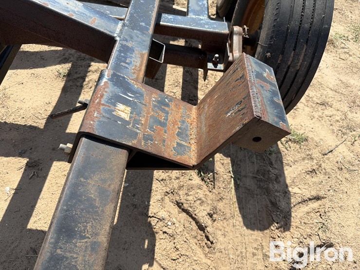 36'-t/a-header-trailer-image-18