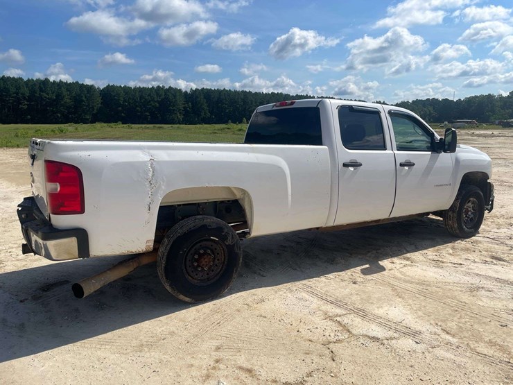 2007-chevrolet-silverado-2500-image-3