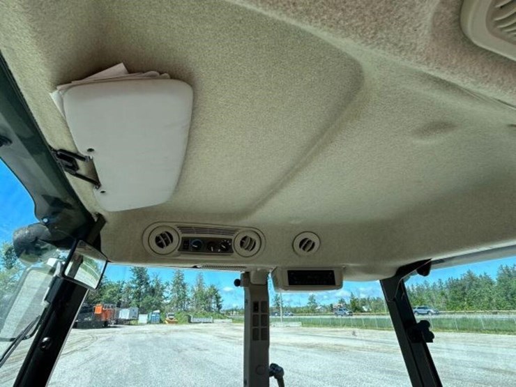 2016-john-deere-5085e-image-21