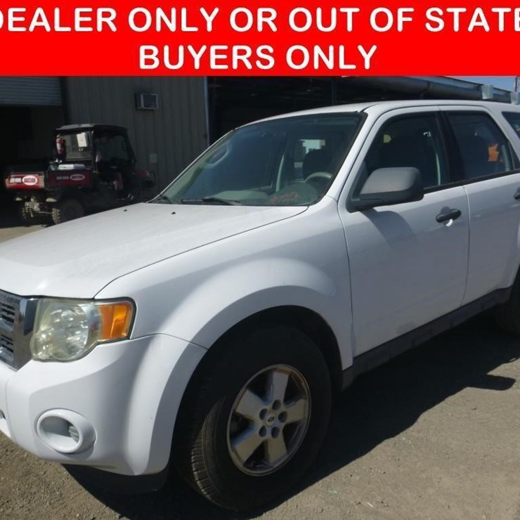 2010 FORD ESCAPE