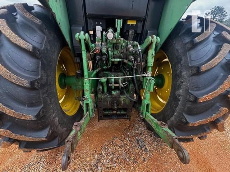 2011-john-deere-7130-image-7