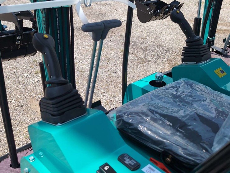 cfg-industries-mini-excavator---h16r-image-5