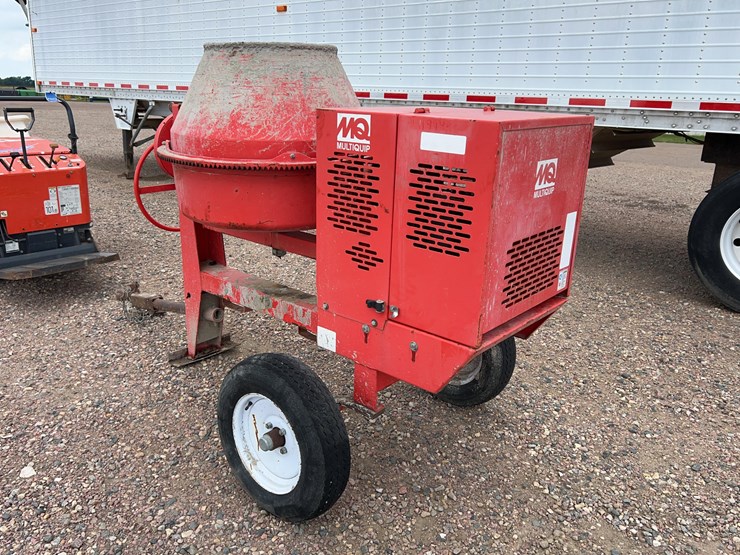 multiquip-cement-mixer-image-3