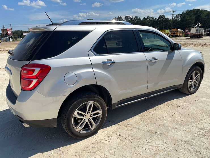 2016-chevrolet-equinox-image-3