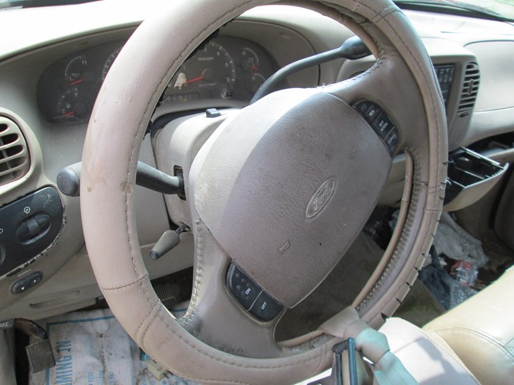 2001-ford-f150-image-35
