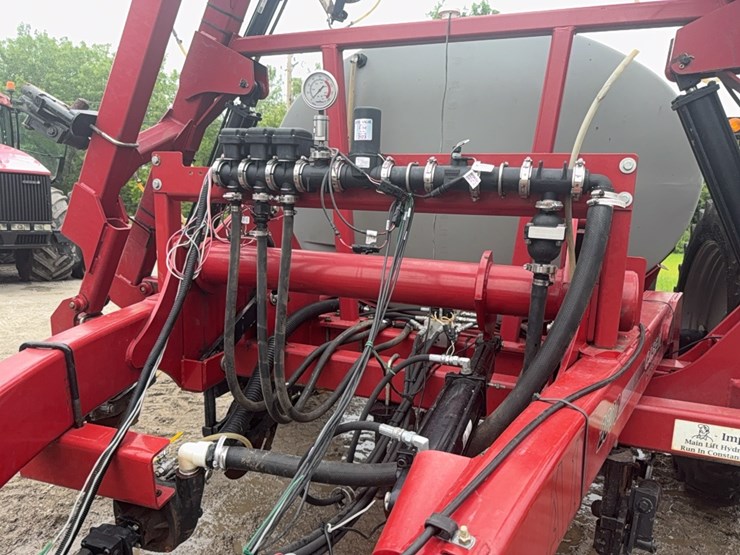 case-ih-2800-image-13
