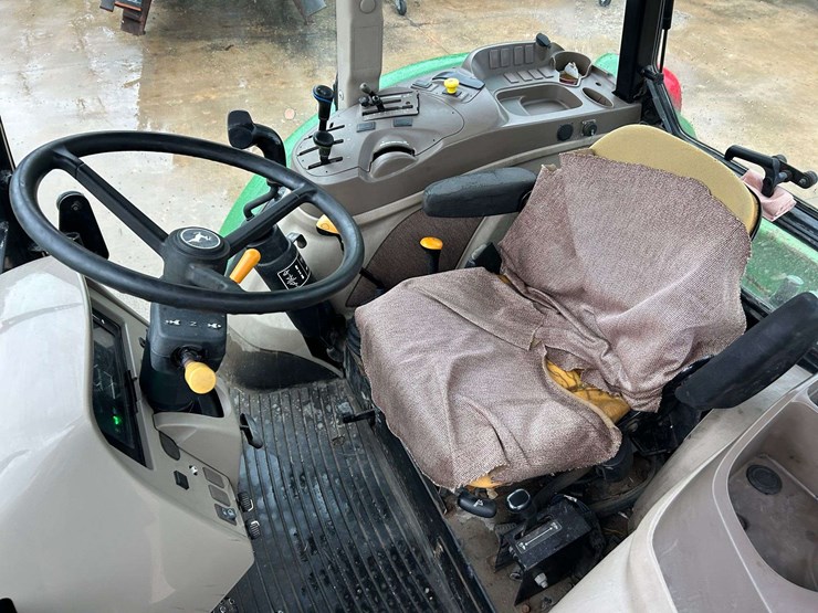 2012-john-deere-5101e-image-44