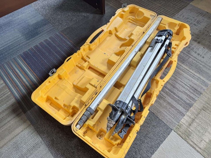 laser-stand-&-measuring-stick-image-4