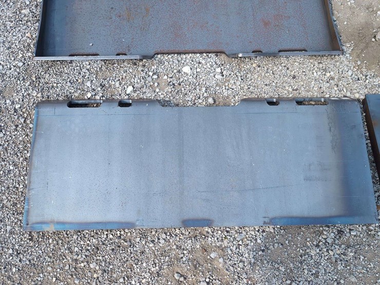 (1)-wolverine-skid-steer-attachment-plate-qmp2-16-12t-image-1