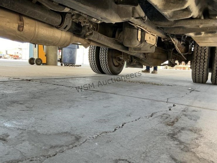 2019-ford-f550-image-33