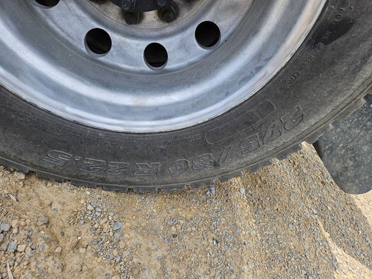 2011-case-ih-4400-image-44