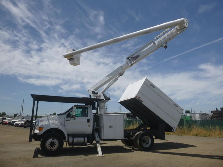 2015-ford-f750-image-13