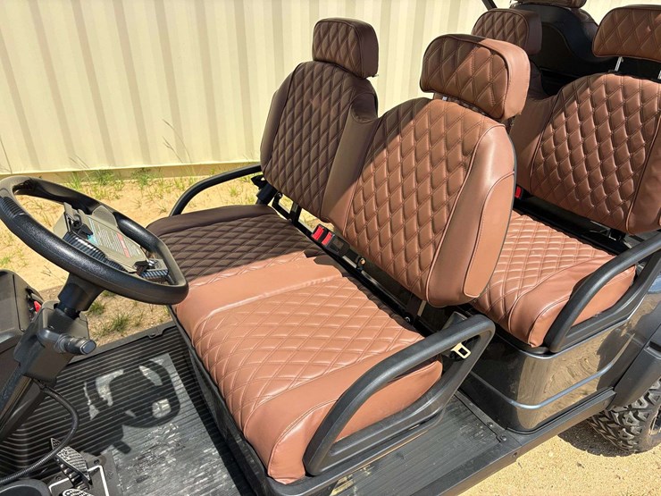 2026-sdlanch-street-legal-6-seater-golf-cart-w/-on-board-charger-image-12