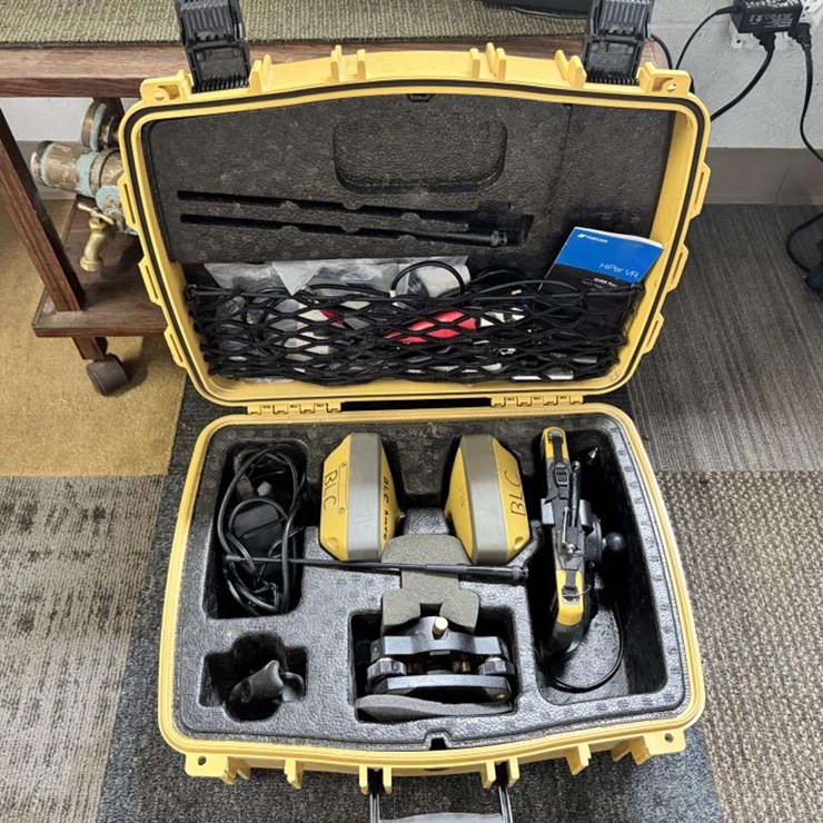 TopCon HiPer VR GNSS Receiver