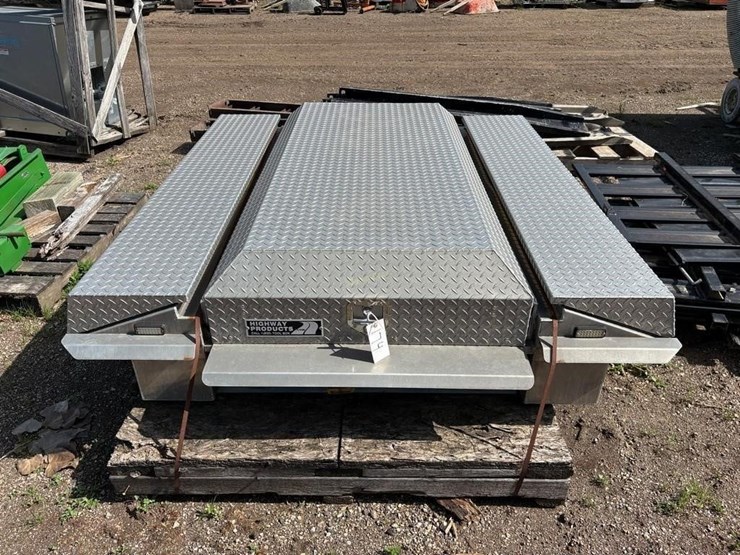 highway-products-truck-toolbox-image-1
