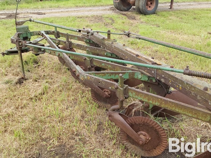 john-deere-2-image-12