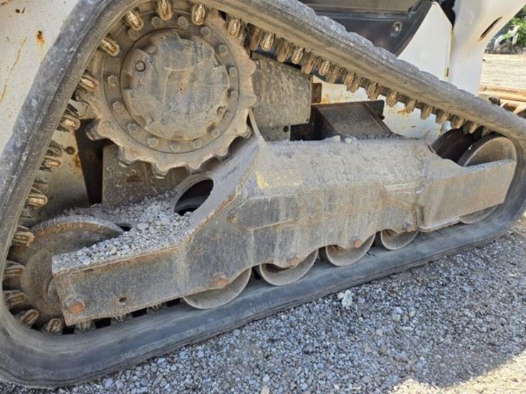 2022-bobcat-t66-image-15