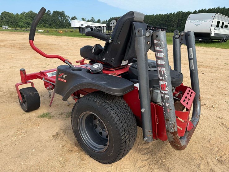 2019-bushog-zt-zero-turn-lawn-mower-image-2