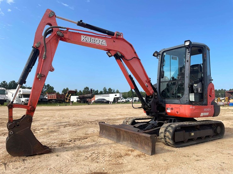 2014-kubota-kx040-4-image-1