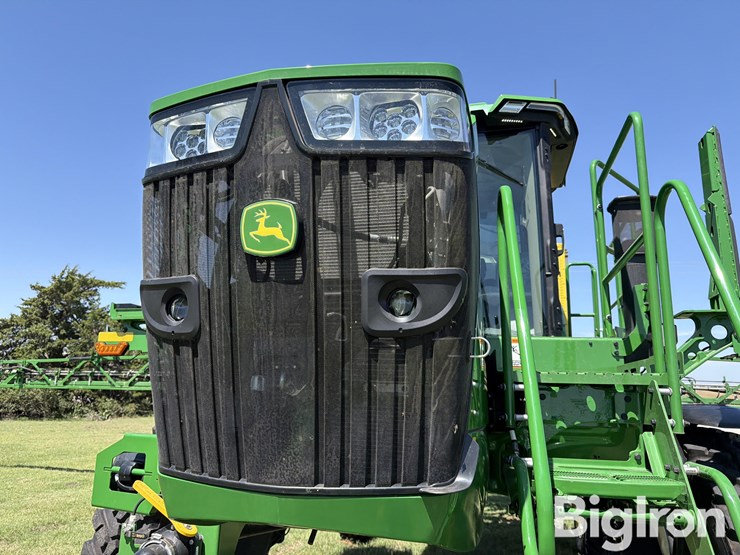 2024-john-deere-412r-image-9