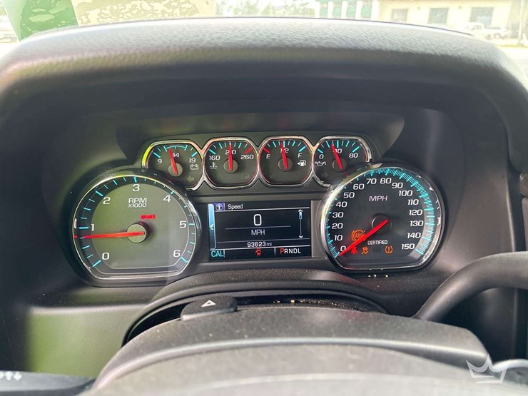 2019-chevrolet-tahoe-image-17