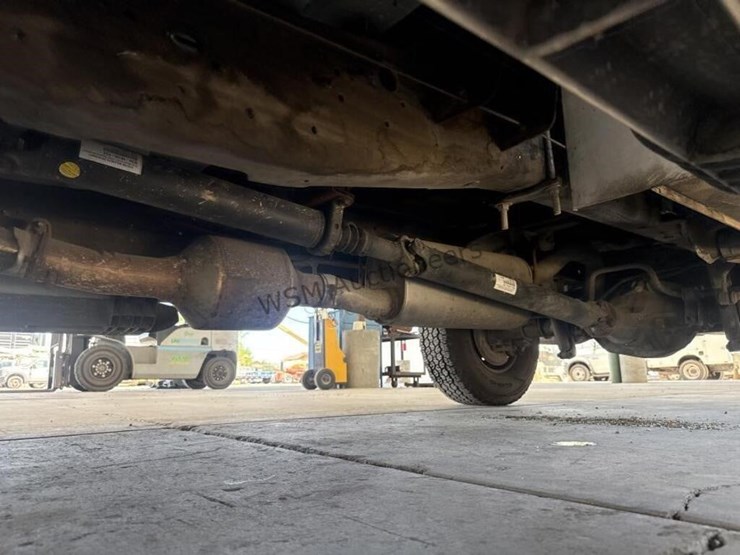 2004-ford-f350-image-29