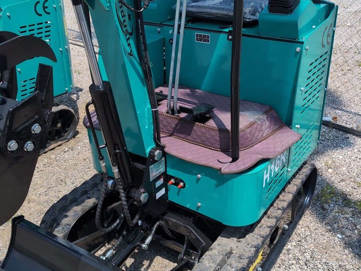 cfg-industries-mini-excavator---h16r-image-3
