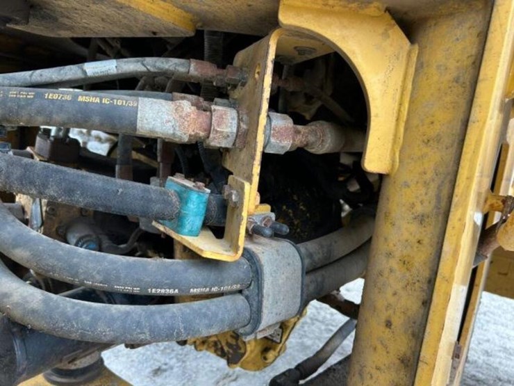 2016-caterpillar-938k-image-59