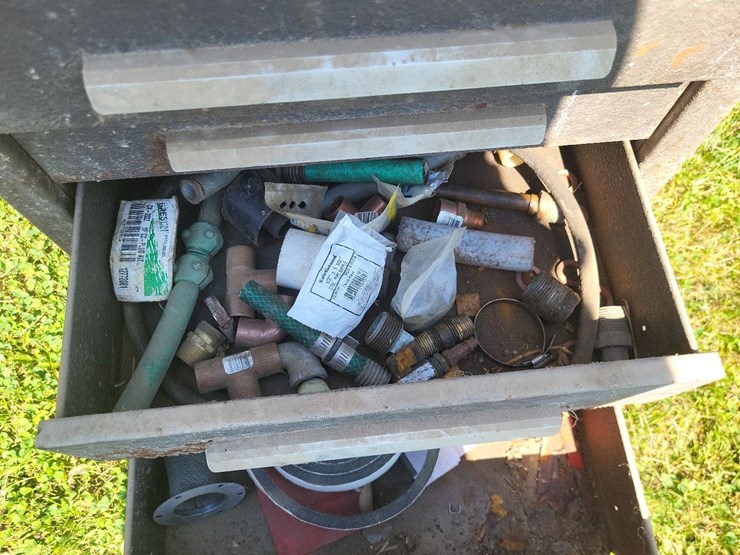 portable-tool-box-and-bolt-bins-w/contents-image-9